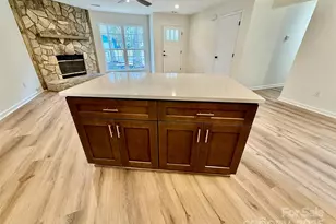 7401 Sheffingdell Dr, Charlotte, NC 28226 - Photo 9