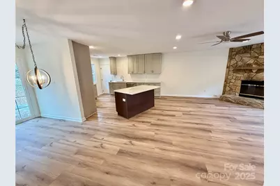 7401 Sheffingdell Drive, Charlotte, NC 28226 - Photo 11