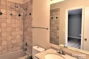 4809 Spring Lake Dr, Charlotte, NC 28212 - Photo 11