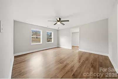 702 N 9th Street, Bessemer City, NC 28016 - Photo 5