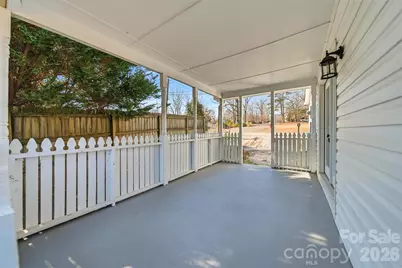 702 N 9th Street, Bessemer City, NC 28016 - Photo 3