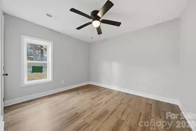 702 N 9th Street, Bessemer City, NC 28016 - Photo 27