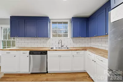 702 N 9th Street, Bessemer City, NC 28016 - Photo 11