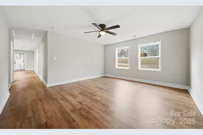 702 N 9th Street, Bessemer City, NC 28016 - Photo 7
