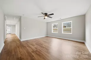 702 N 9th St, Bessemer City, NC 28016 - Photo 7