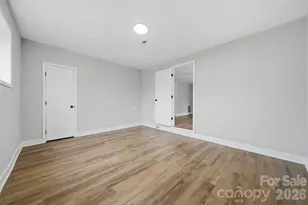 702 N 9th St, Bessemer City, NC 28016 - Photo 23