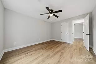 702 N 9th St, Bessemer City, NC 28016 - Photo 25