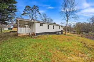 702 N 9th St, Bessemer City, NC 28016 - Photo 33