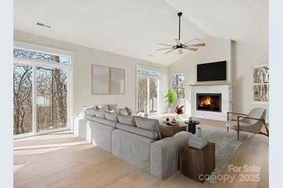 296 Carriage Summitt Way, Hendersonville, NC 28791 - Photo 3