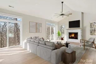 296 Carriage Summitt Way, Hendersonville, NC 28791 - Photo 3