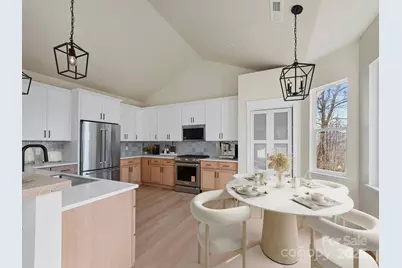 296 Carriage Summitt Way, Hendersonville, NC 28791 - Photo 19