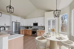 296 Carriage Summitt Way, Hendersonville, NC 28791 - Photo 19