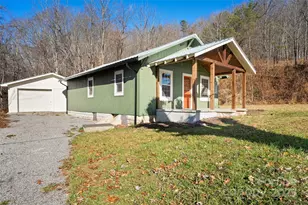 1901 Murray Rd, Canton, NC 28716 - Photo 3