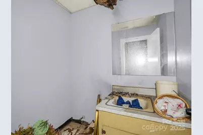 101 E First Street, Lowell, NC 28098 - Photo 35