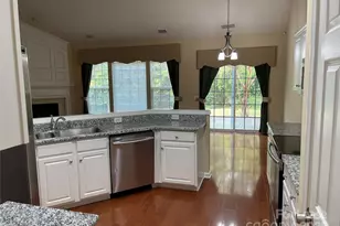 8619 Dennington Grove Ln, Charlotte, NC 28277 - Photo 11