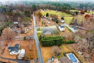 340 Woodlawn Dr, Connelly Springs, NC 28612 - Photo 23