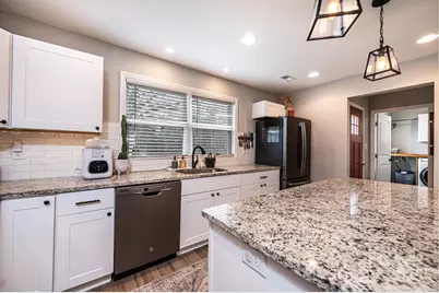 340 Woodlawn Drive, Connelly Springs, NC 28612 - Photo 15