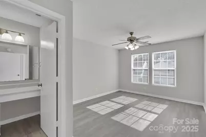 2707 Cochrane Drive, Charlotte, NC 28269 - Photo 15