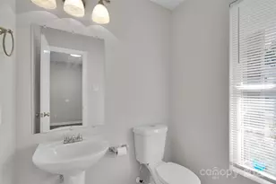 2707 Cochrane Dr, Charlotte, NC 28269 - Photo 11