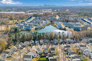 2707 Cochrane Dr, Charlotte, NC 28269 - Photo 23