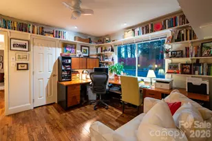 1330 Cedar Ln, Charlotte, NC 28226 - Photo 21