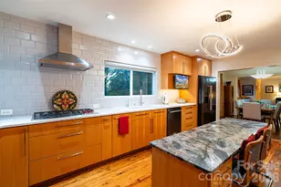 1330 Cedar Ln, Charlotte, NC 28226 - Photo 7