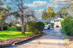 1330 Cedar Ln, Charlotte, NC 28226 - Photo 41