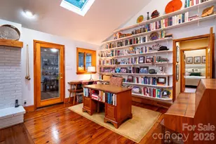 1330 Cedar Ln, Charlotte, NC 28226 - Photo 15