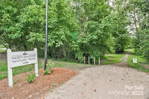 10630 Northwoods Forest Dr, Charlotte, NC 28214 - Photo 29