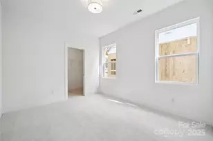 6007 Moonglade Ln, Charlotte, NC 28269 - Photo 15