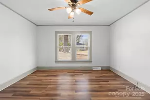 905 W 8th St, Kannapolis, NC 28081 - Photo 13