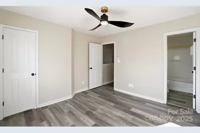 4944 Kotlik Drive, Charlotte, NC 28269 - Photo 31