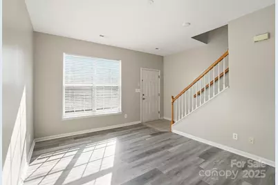 4944 Kotlik Drive, Charlotte, NC 28269 - Photo 9