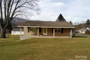 230 Leisure Ln, Waynesville, NC 28786 - Photo 1