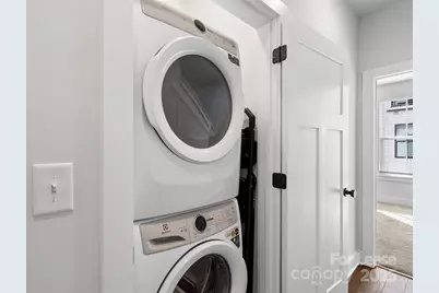 1126 Pegram Crossing Drive, Charlotte, NC 28205 - Photo 17