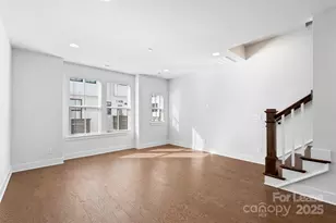 1126 Pegram Crossing Dr, Charlotte, NC 28205 - Photo 11