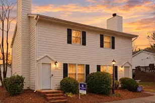 5918 Crape Myrtle Ln, Charlotte, NC 28216 - Photo 1