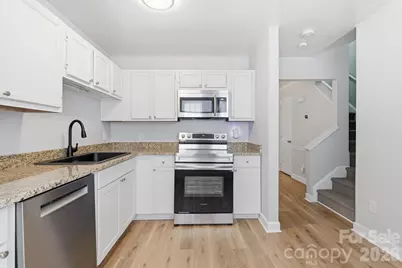5918 Crape Myrtle Lane, Charlotte, NC 28216 - Photo 13