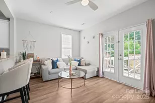 11339 Dundarrach Ln, Charlotte, NC 28277 - Photo 7