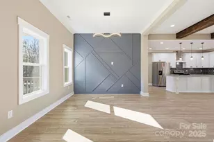 79 Crystal Mountain Dr, Hendersonville, NC 28739 - Photo 3