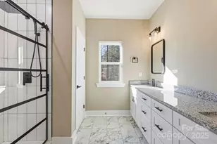 79 Crystal Mountain Dr, Hendersonville, NC 28739 - Photo 25