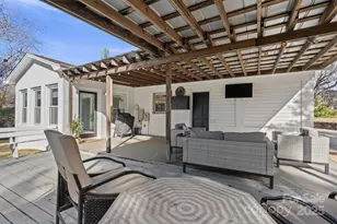 5645 Sandhurst Rd, Hickory, NC 28602 - Photo 33