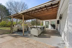 5645 Sandhurst Rd, Hickory, NC 28602 - Photo 35