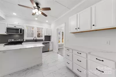 208 Hall Street, Wadesboro, NC 28170 - Photo 7