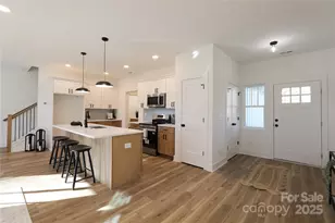 300 Cedarwood Ln, Stallings, NC 28104 - Photo 9