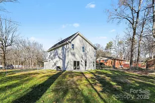 300 Cedarwood Ln, Stallings, NC 28104 - Photo 27