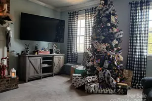 711 Yadkin St, Albemarle, NC 28001 - Photo 5