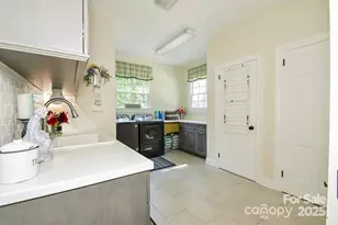 711 Yadkin St, Albemarle, NC 28001 - Photo 33