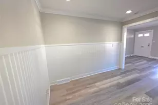 2122 Kilborne Dr, Charlotte, NC 28205 - Photo 9