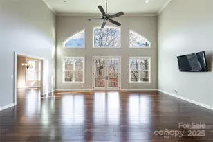 98 Sovereign Ln, Fairview, NC 28730 - Photo 7